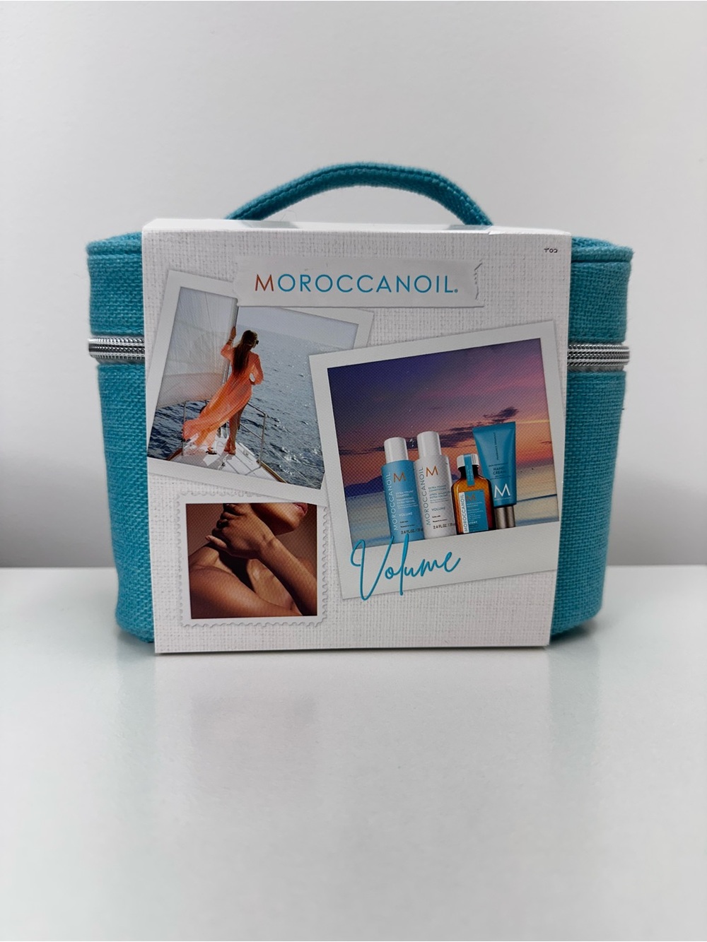 Moroccanoil Volume Travel Set + Cosmetic Bag | New Gift Set - Picture 2 of 4